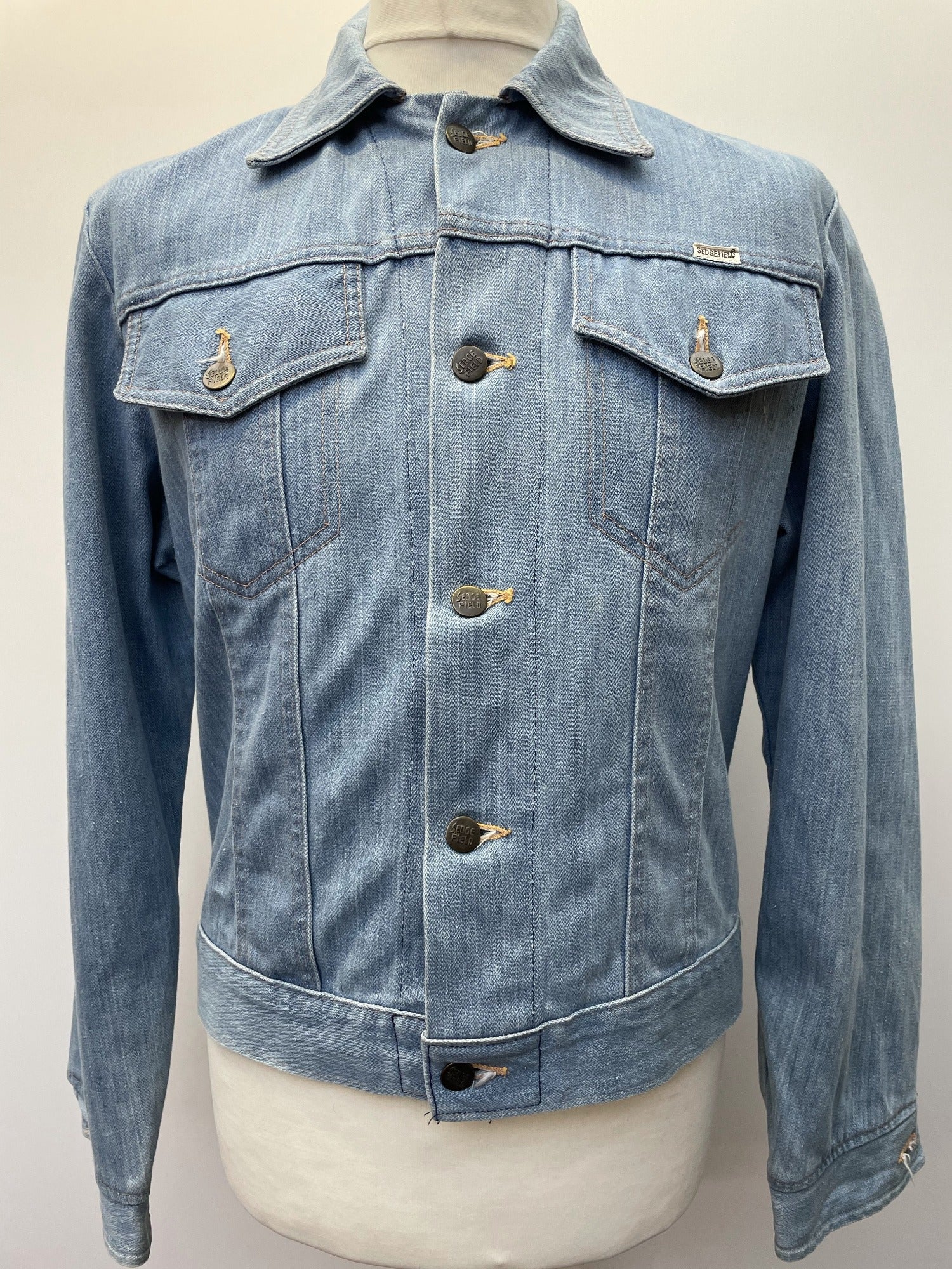 vintage  Urban Village Vintage  sedgefield  retro  print  mens  M  Light Blue  jean  Jacket  indigo  denim  Cotton  collar  coat  button down  blue  big collar  70s  70  1970s