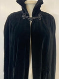 Stunning 1960s Black Velvet Cape by QUAD - Size S