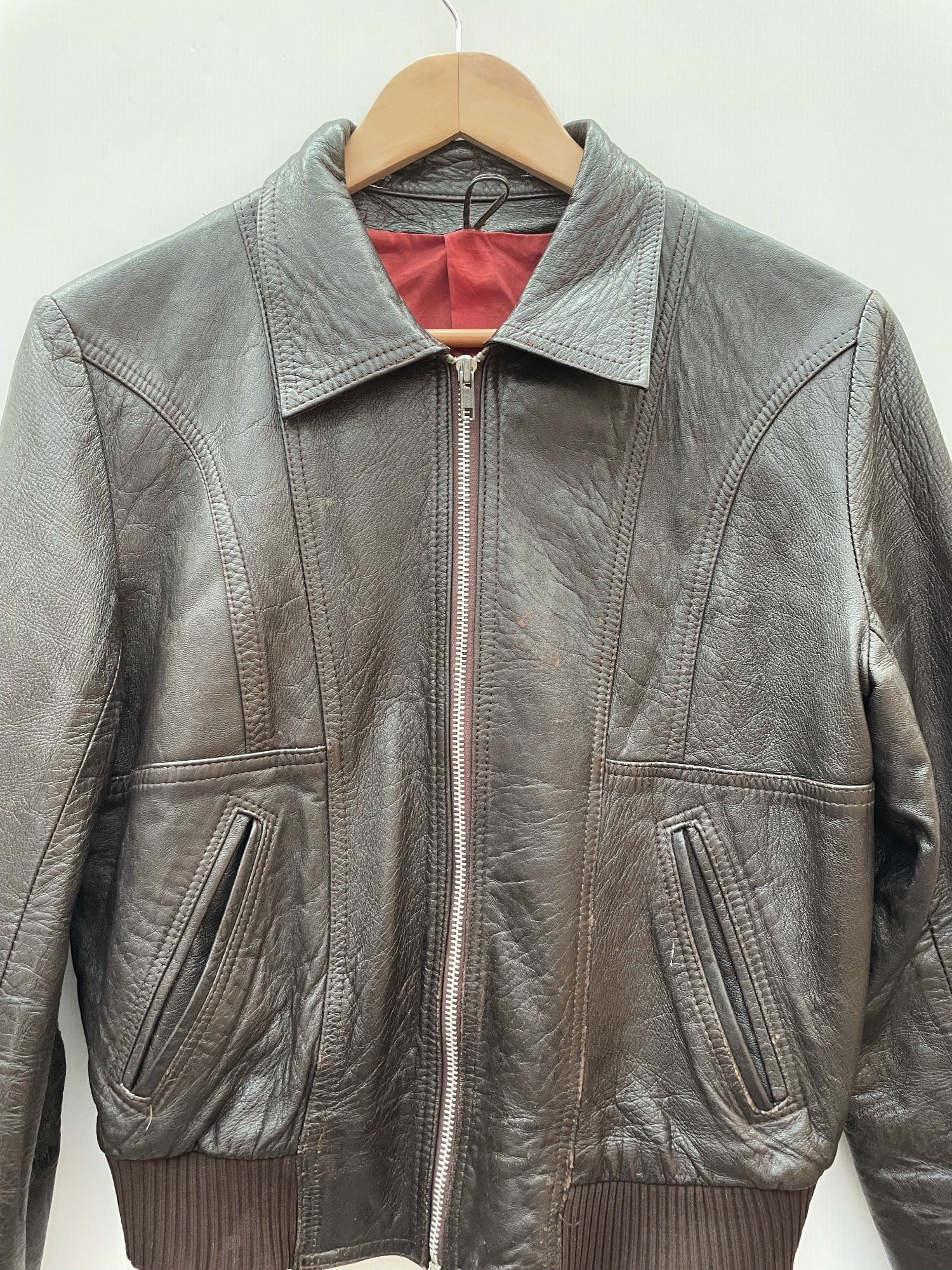 1970s Leather Bomber Jacket Size S Urban Village Vintage