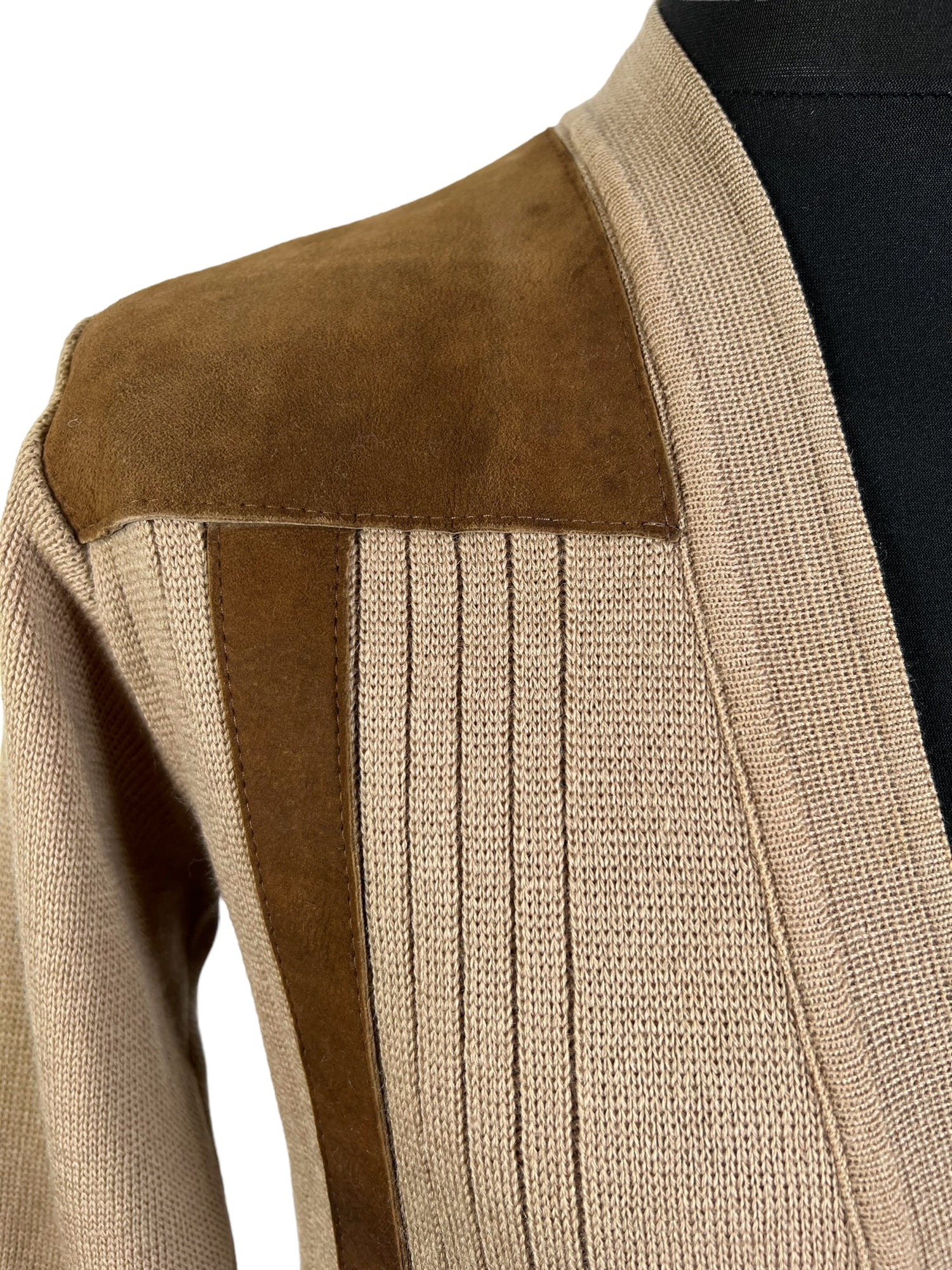 vintage  Urban Village Vintage  urban village  UK  sweater  Suede detail  Suede  style  S  Ribbed  mens  long sleeves  long sleeve  knitwear  Kilspindie  jacket  fashion  clothing  clothes  cardigan  cardi  button  brown  birmingham  70s  1970s