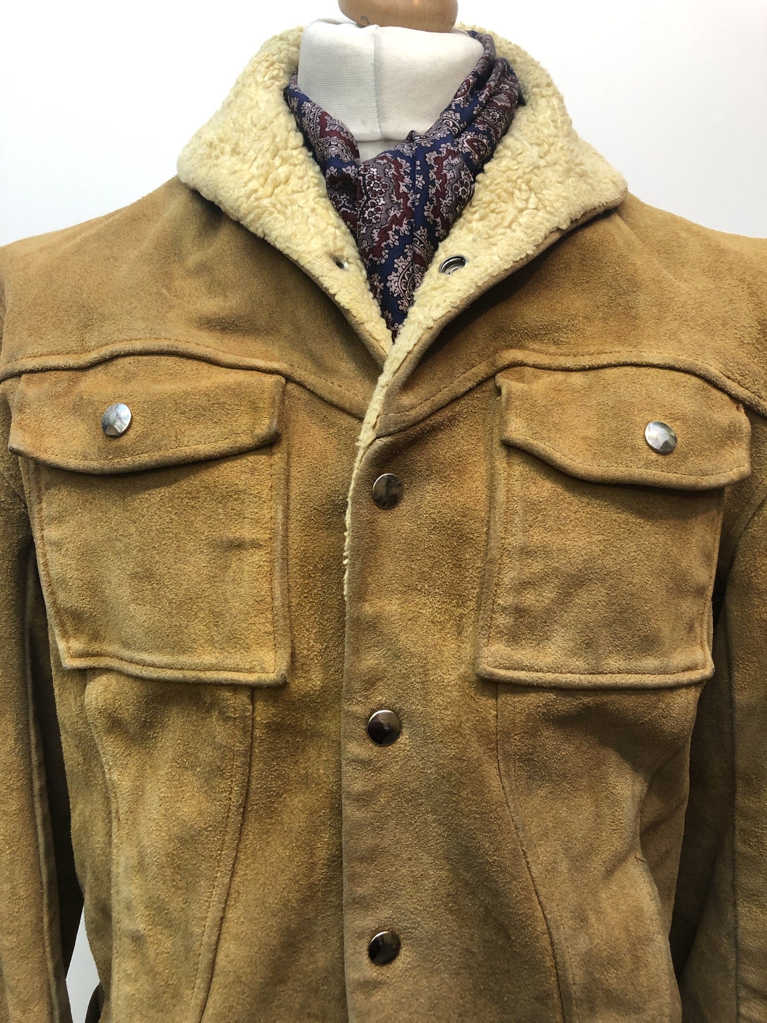 western wear  western  vintage  Urban Village Vintage  urban village  Suede Jacket  Suede  sprung  pockets  mens  M  long sleeves  long sleeve  Jacket  collared  collar  chest pockets  button  60s  1960s