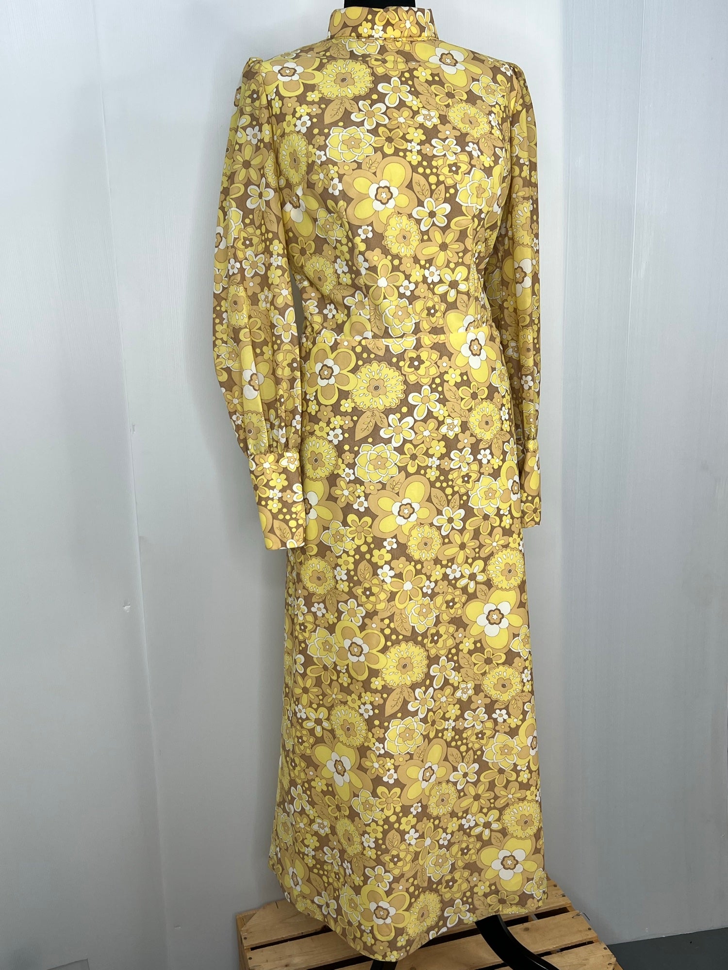 Yellow  womens  vintage  roll neck  retro  maxi dress  floral print  dress  button cuffs  brown  balloon sleeves  balloon sleeve  60s  1960s  14