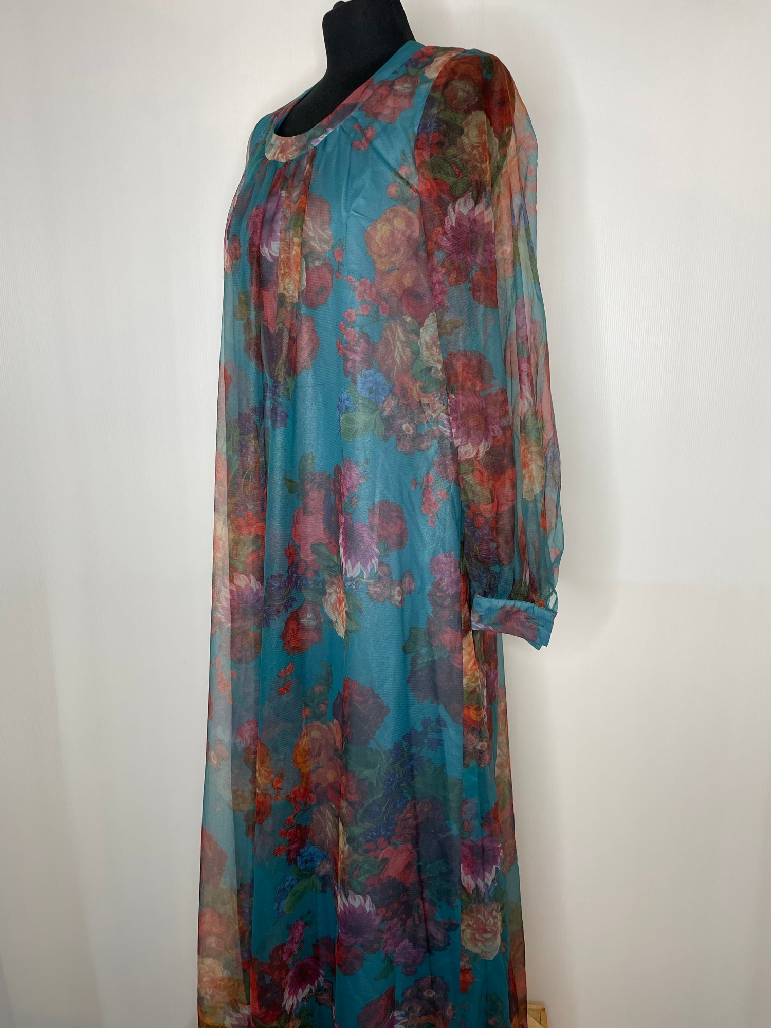 Vintage 1970s Teal Floral Print Chiffon Overlay Maxi Dress - UK 10 - Urban Village UrbanVillageVintage Vintage 1970s Teal Floral Print Chiffon Overlay Maxi Dress - UK 10 - Urban Village UrbanVillageVintage