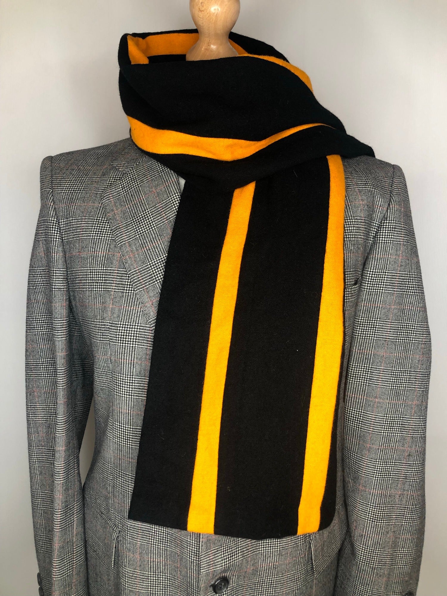 Yellow  Wool Blend  wool  vintage  Urban Village Vintage  urban village  Stripes  striped  shepard and woodward oxford  pure wool  One Size  MOD  college scarf  black  60s  1960s  100% Wool