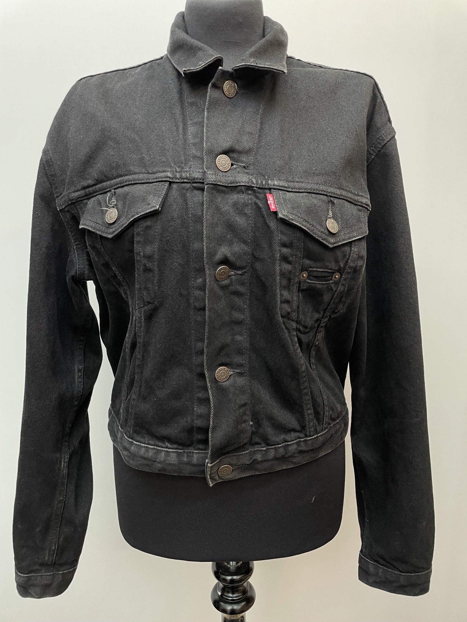 womens  vintage  retro  MOD  long sleeve  logo  levis strauss  levis  levi strauss  levi  Denim jacket  denim  cropped  crop jacket  Black Jacket  black  70s  14