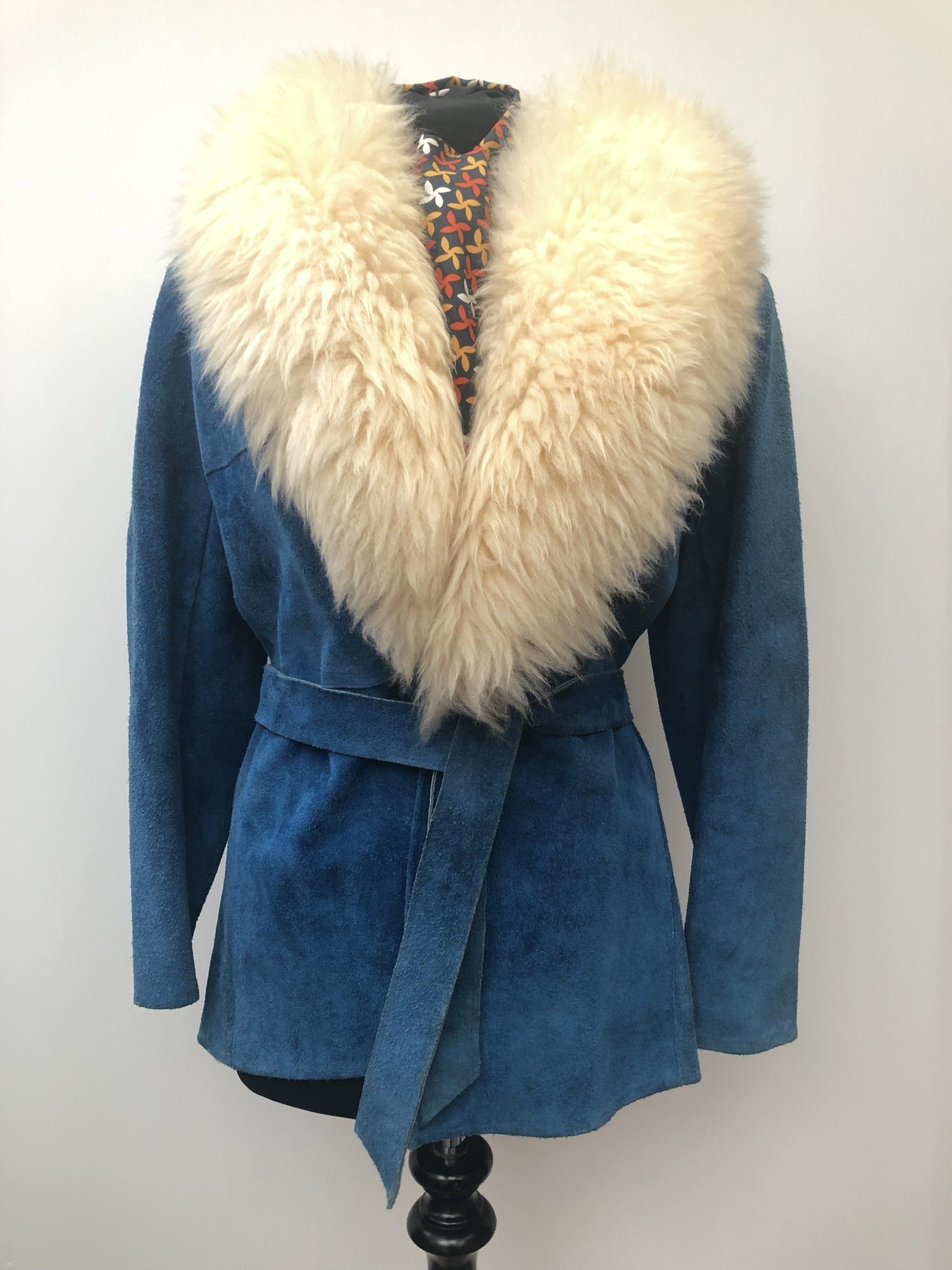 womens  vintage  Urban Village Vintage  suede  sheepskin  shearling  Jacket  coat  blue  70s  70  1970s  10