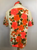vintage  Urban Village Vintage  urban village  Ui-Maikai  top  summer shirt  short sleeved  short sleeve  Shirt  patterned  pattern  orange  multi  Mens Shirts  mens  L  Hawaiian shirt  hawaiian  Floral Print  dagger collar