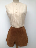 1970s Suede Shorts in Brown - Size 8