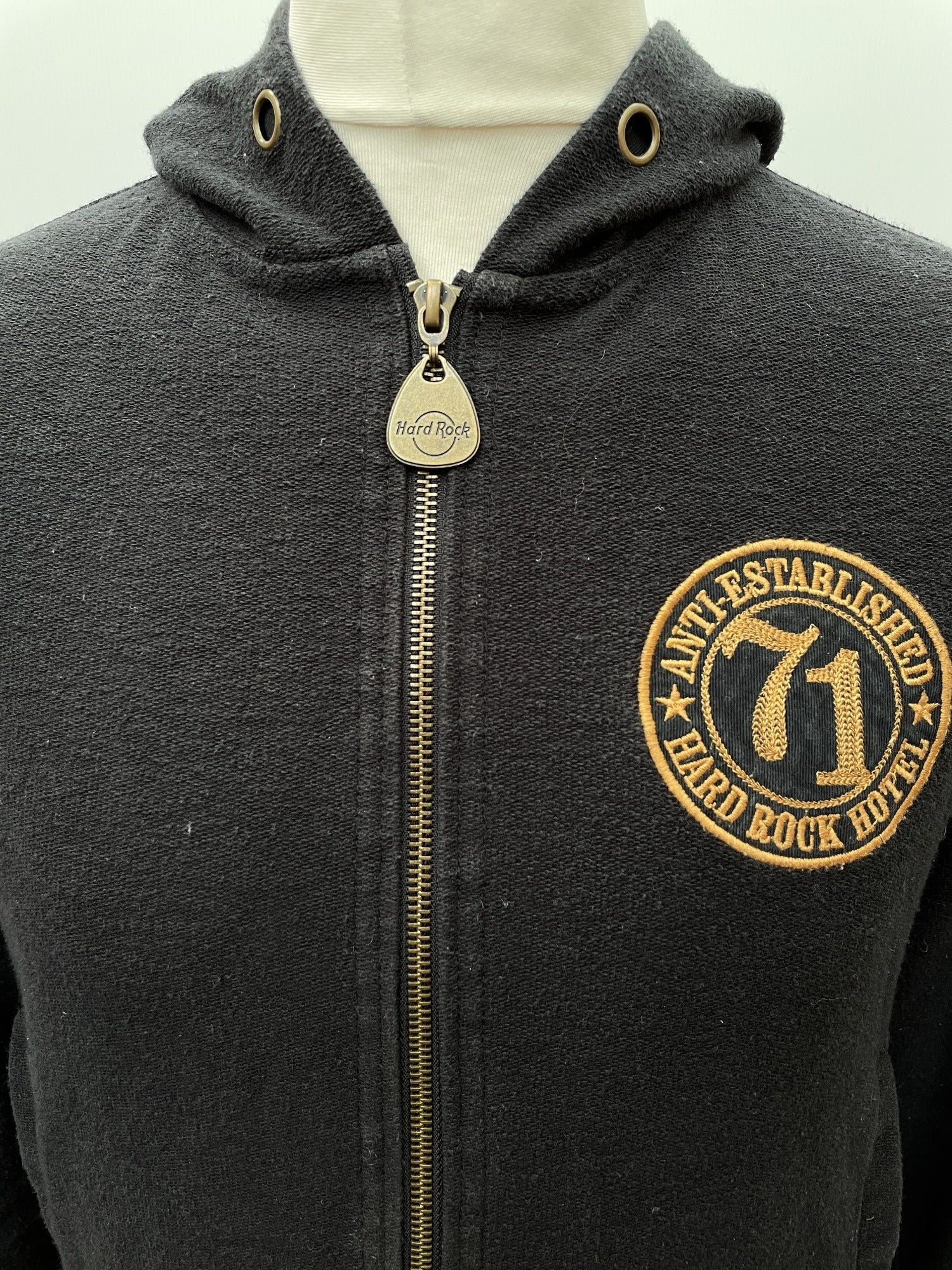 Hard rock hoodies deals