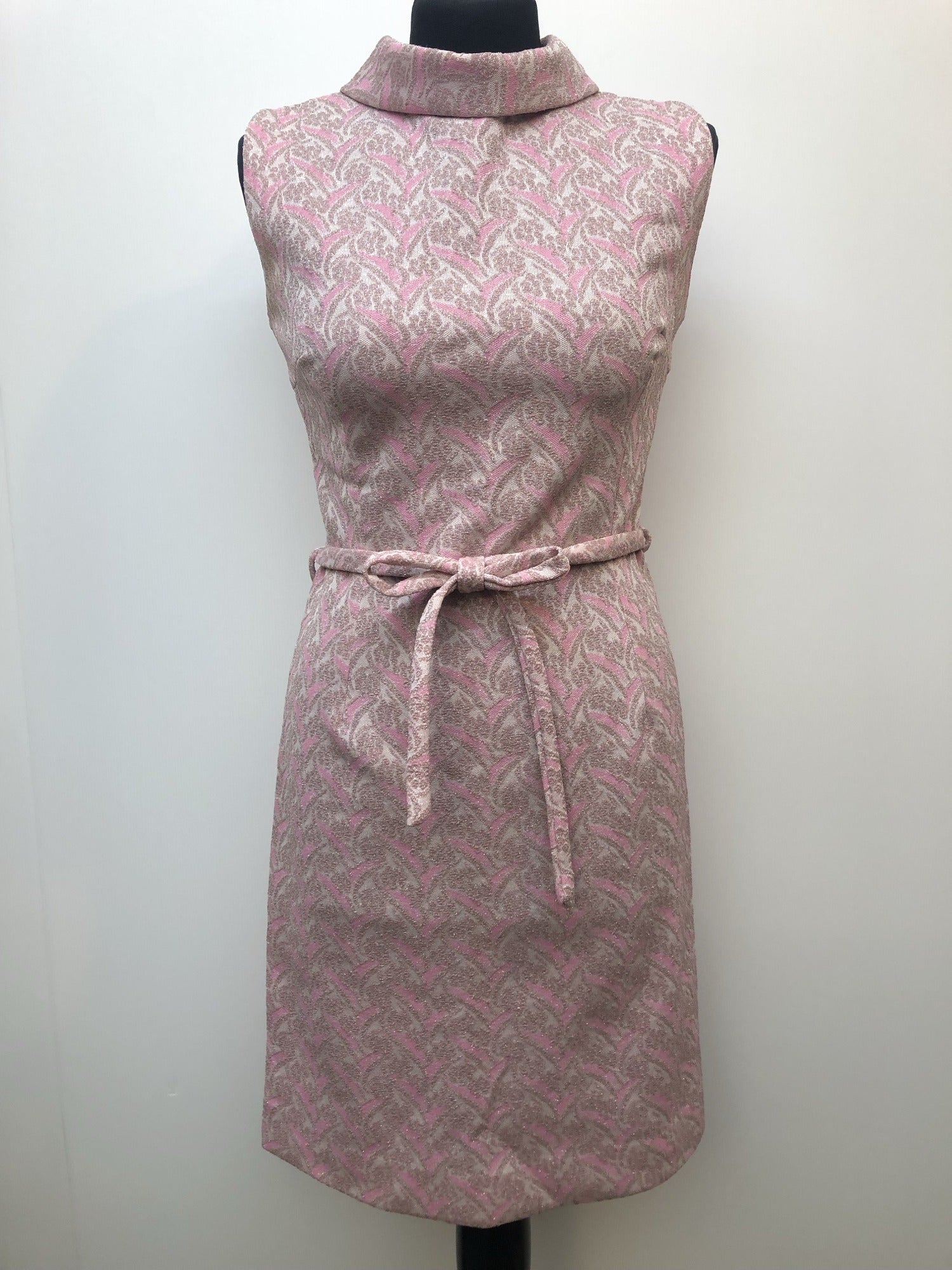 1960s Patterned Metallic Round Neck Collar Dress in Pink - Size 8 - Urban Village Vintage UrbanVillageVintage 1960s Patterned Metallic Round Neck Collar Dress in Pink - Size 8 - Urban Village Vintage UrbanVillageVintage