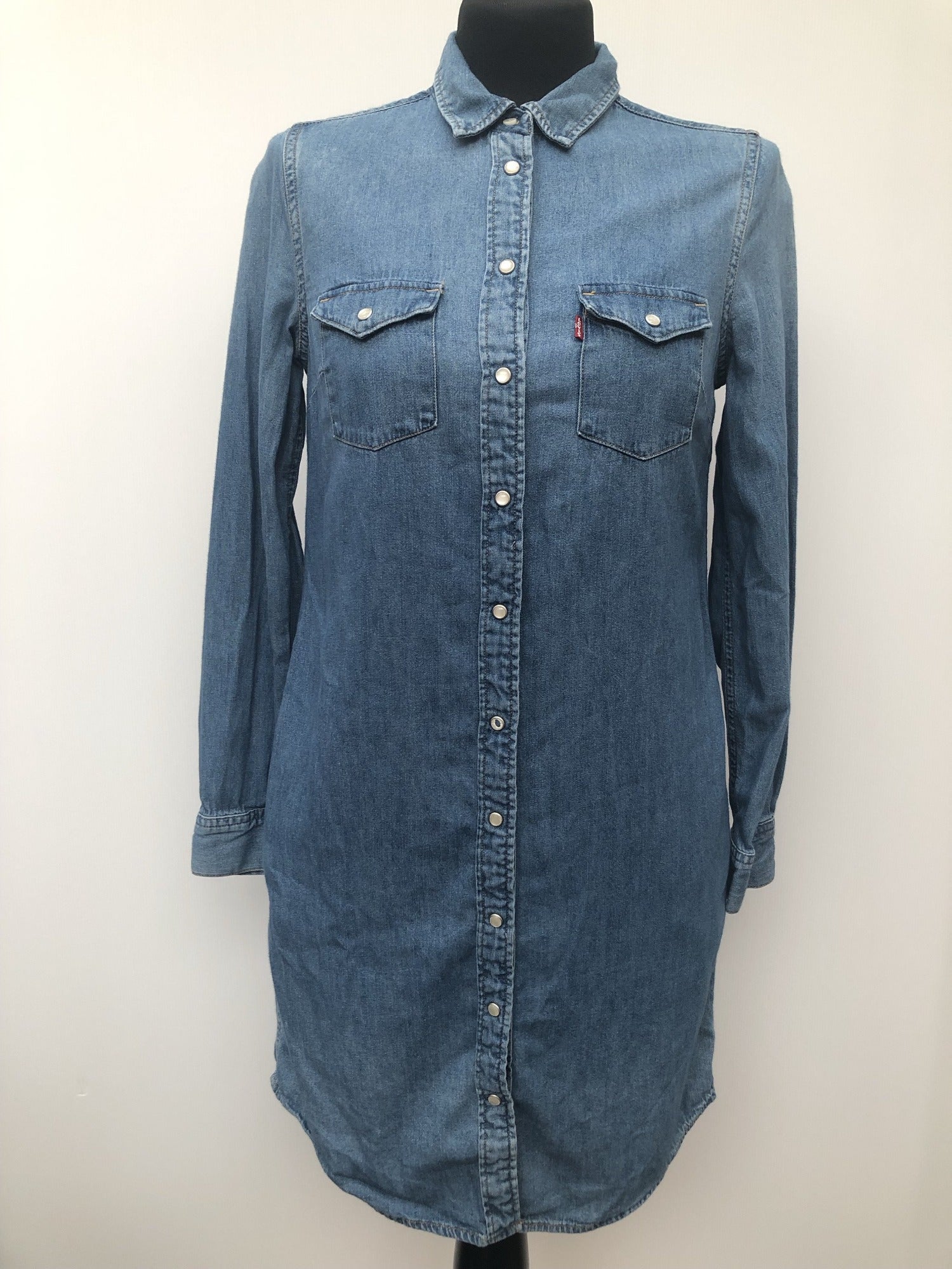 Levis Red Tab Denim Shirt Dress - Size 8 - Urban Village Vintage UrbanVillageVintage Levis Red Tab Denim Shirt Dress - Size 8 - Urban Village Vintage UrbanVillageVintage