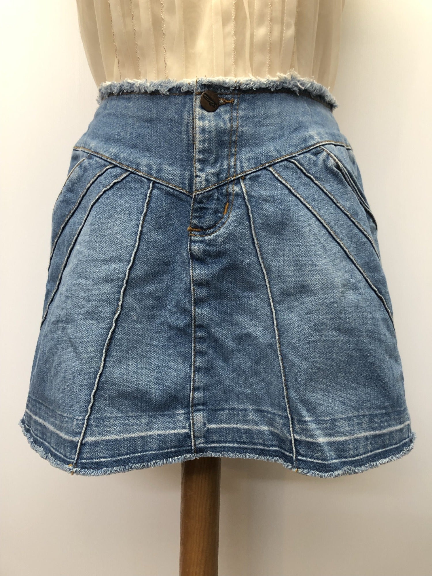 Denim mini skirt size 10 online