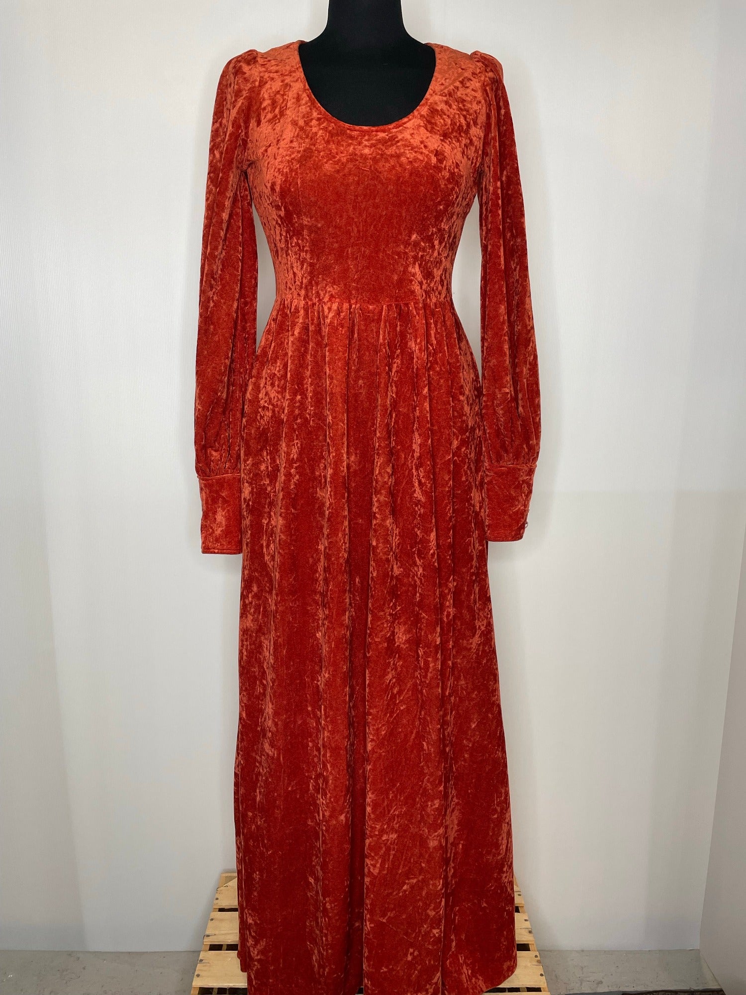 Vintage 1970s Medieval Burnt Orange Crushed Velvet Long Sleeve Maxi Dress - UK 8 - Urban Village - Women's Vintage Clothing UrbanVillageVintage Vintage 1970s Medieval Burnt Orange Crushed Velvet Long Sleeve Maxi Dress - UK 8 - Urban Village - Women's Vintage Clothing UrbanVillageVintage