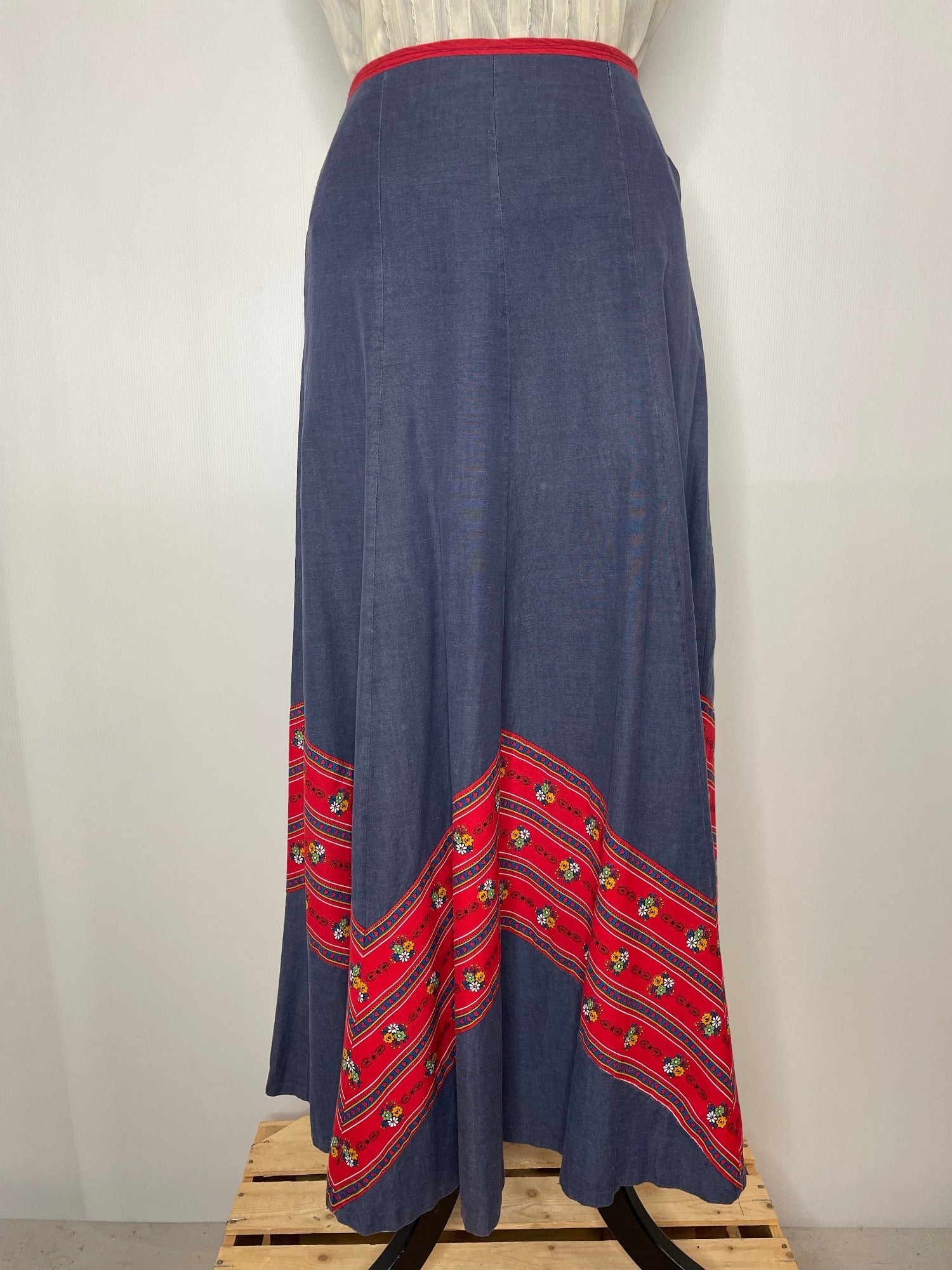 Vintage maxi skirts uk Clearance