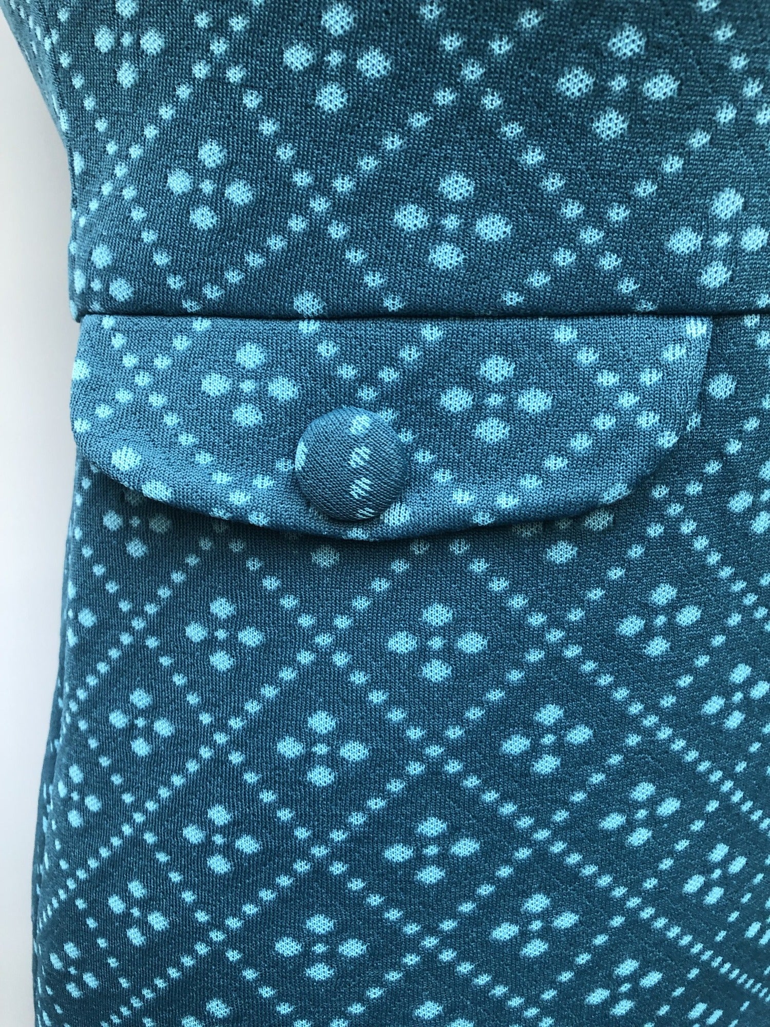 womens  vintage  Urban Village Vintage  sleevless  retro  pockets  pencil dress  patterned  MOD  dress  blue  back zip  8  60s  1960s