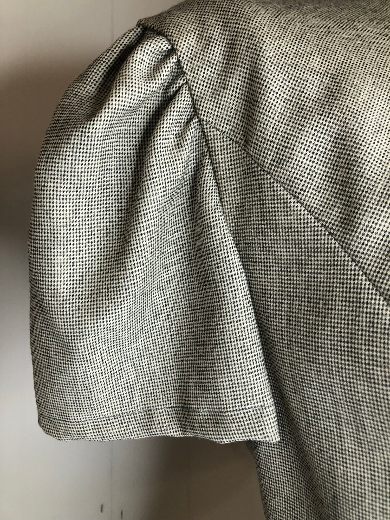 womens  vintage  Urban Village Vintage  two piece  suit set  suit  set  patterned  mod  matching set  grey  dress  60s  1960s  16