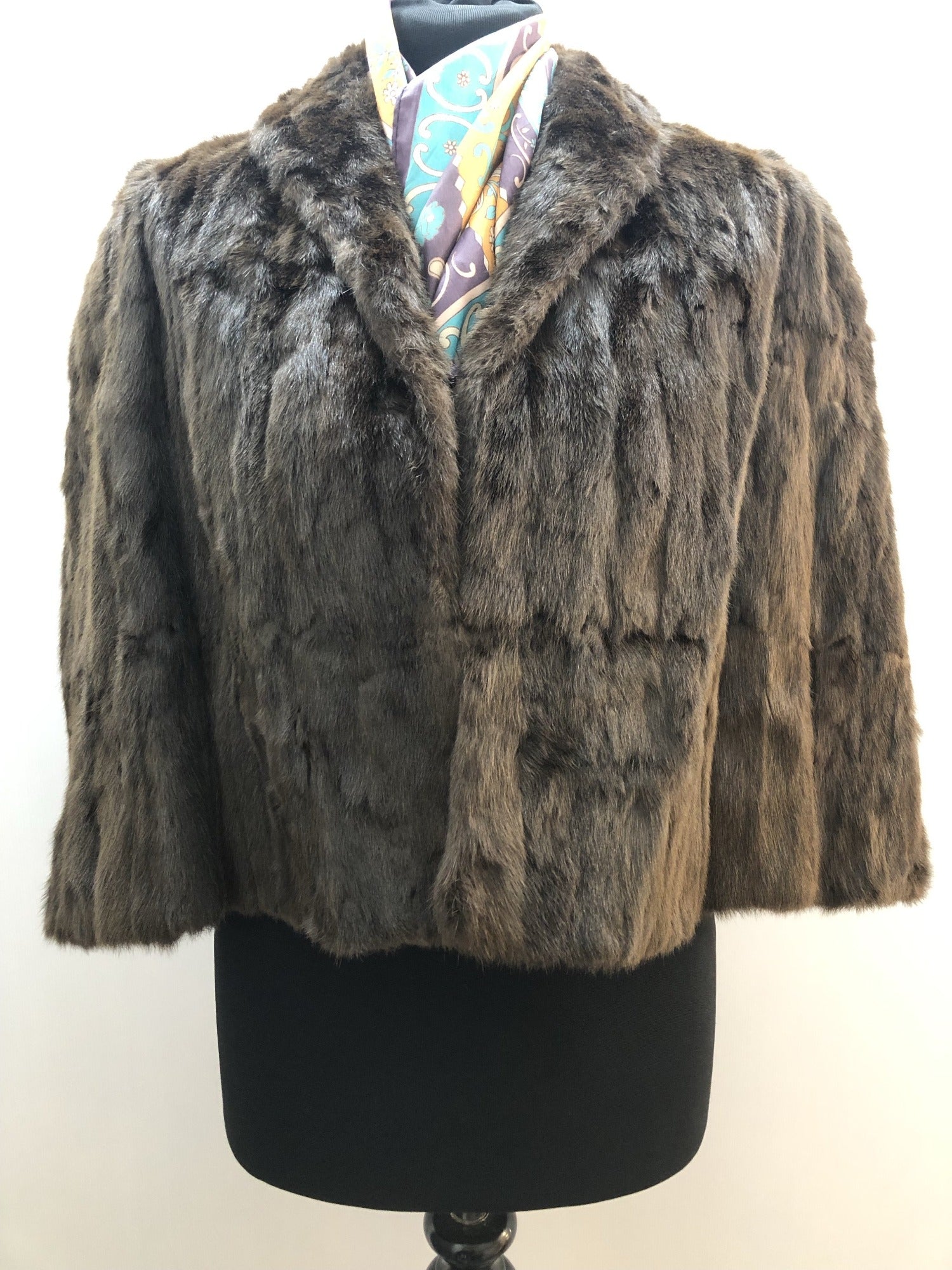womens  vintage  Urban Village Vintage  urban village  Small  s  retro  real fur  mink  lining  lined  hook and eye  fur  evening  capelet  cape  brown  40s  40  1940s