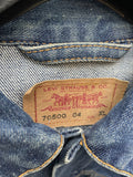 vintage  Urban Village Vintage  urban village  pockets  mens  long sleeve  levis strauss  levis  levi strauss  levi  L  Denim jacket  denim  collar  button  brown stitch  blue  belted dress  70s  1970s