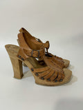 Vintage 1970s Tan Brown Heeled Clog Leather T-bar Sandals - Size UK 4