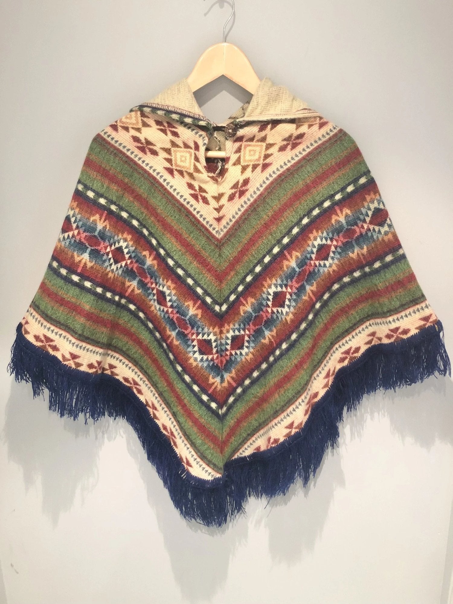 Womens South American Hooded Poncho Navajo 60s / 70s Style - Size Small - Urban Village Vintage