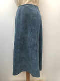 1970s Suede Knee Length Skirt in Blue - Size 8