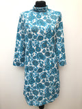 1960s Long Sleeve Print Dress in Blue and White - Size 14