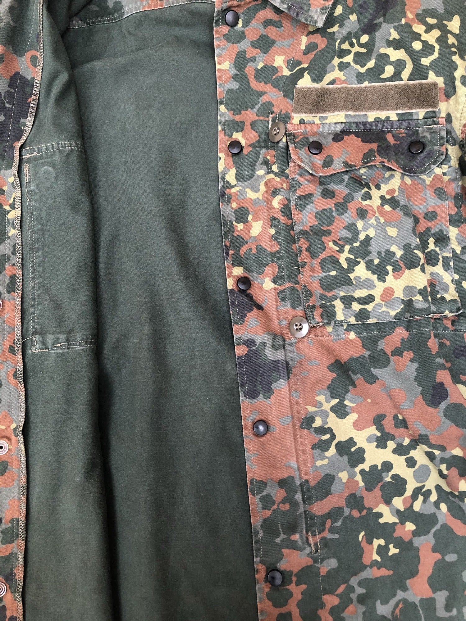 Mens Military Shirt Camouflage - Size Small - Urban Village Vintage