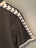 Fred Perry T-Shirt Grey with Logo Strip on Arm - Size XL - MOD Clothing Sportswear - Urban Village Vintage