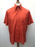 1970s Short Sleeved Dagger Collar Shirt in Red - Size L