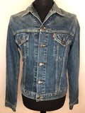 vintage  Urban Village Vintage  urban village  red tab  pockets  mens  long sleeve  levis strauss  levis  levi strauss  L  Denim jacket  denim  collar  button  blue